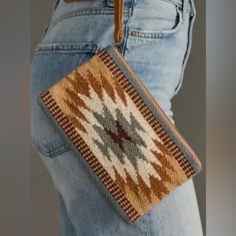 Aztec Woven Western Wristlet Boho Festival Rodeo Southwest Leather Pull Clutch
